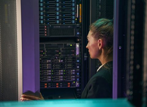 SQL vs NoSQL: Key Differences and When to Use Each Database